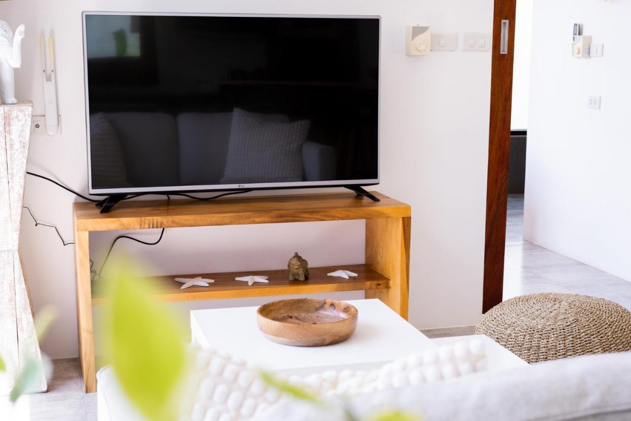 Villa Lea - Piscine - Wifi - Vue - Calme 华路海滩 外观 照片